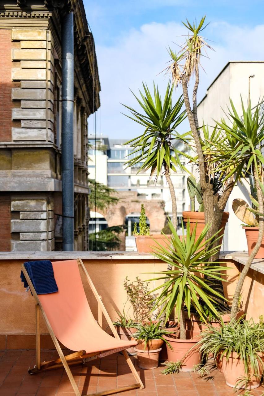 Spacious Apartment With Big Terrace At Colosseum Roma Eksteriør bilde