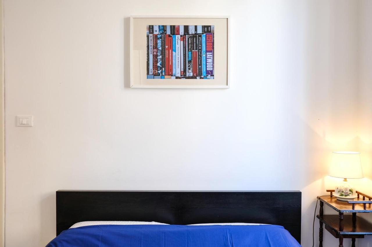 Spacious Apartment With Big Terrace At Colosseum Roma Eksteriør bilde